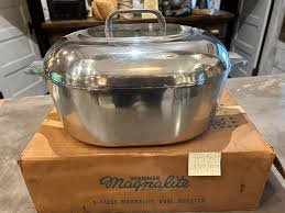 10 Quart Dutch Oven Professional Cooking Performance